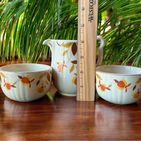 Vintage Hall’s Superior Creamer & Custard Cups Set – Autumn Floral Pattern 3 Pc - Picture 12 of 14